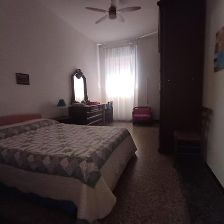 Super Central Rooms Con Uso Cucina Каляри Екстериор снимка